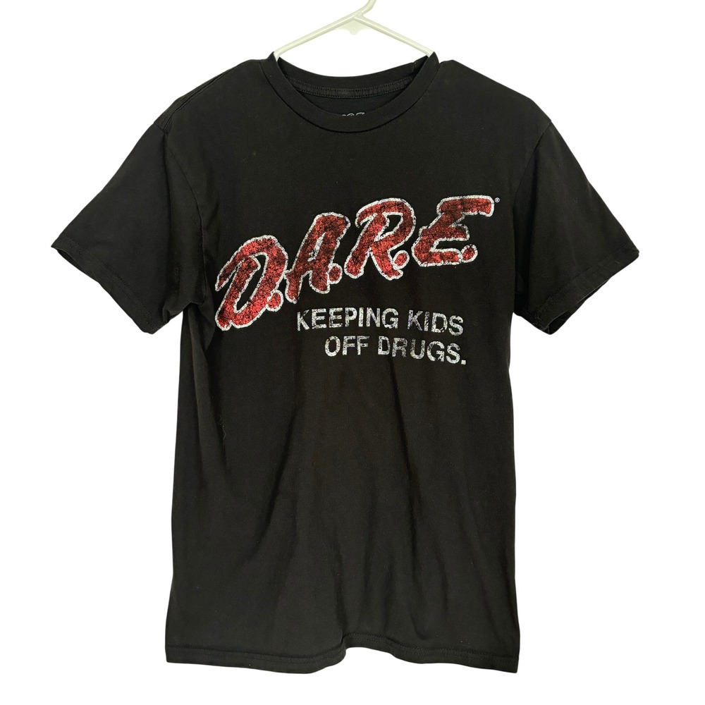 D.A.R.E. Graphic T-Shirt Women Medium Black Vintage Style 90s Retro Tee Casual